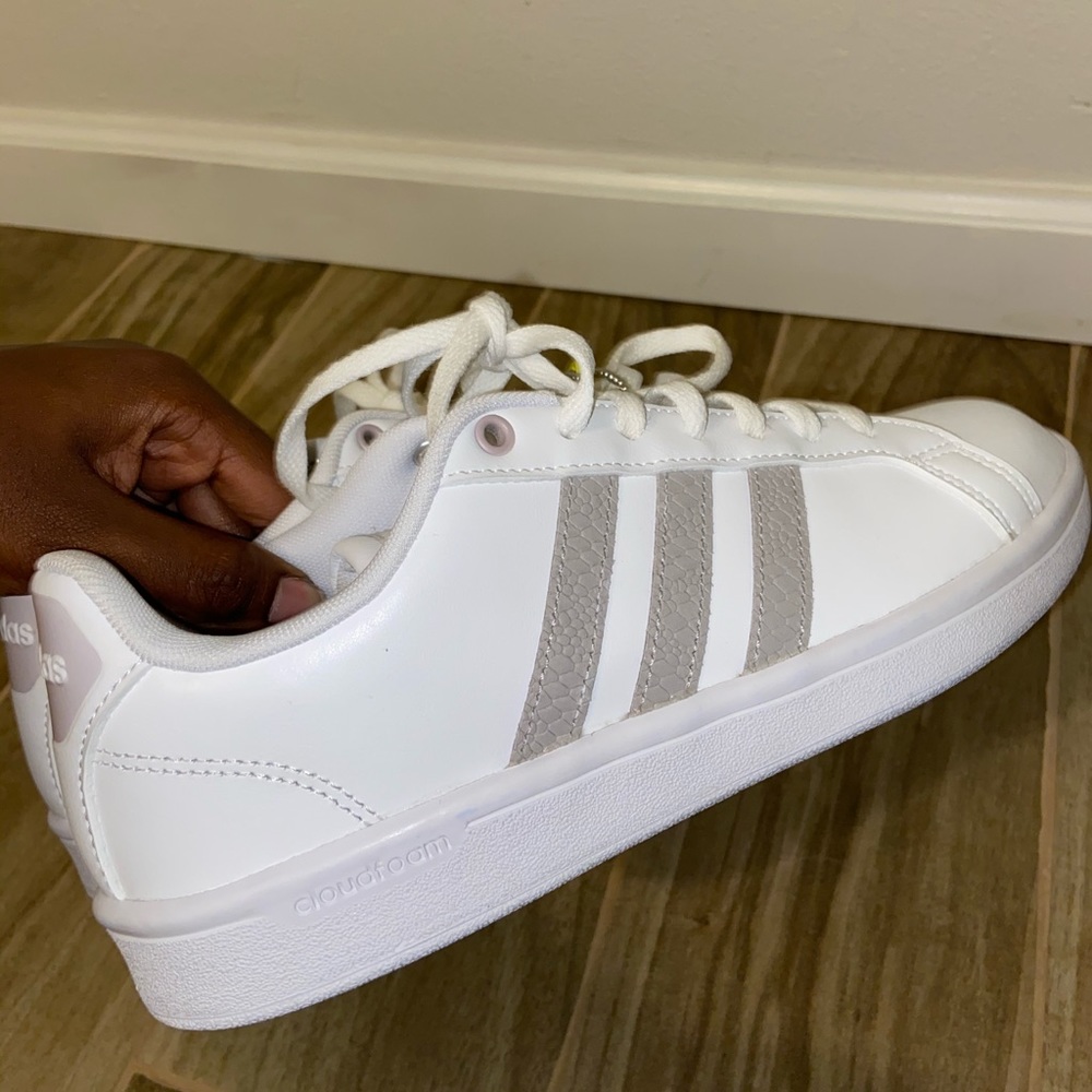 LAVENDER ADIDAS COURT SNEAKER ORTHOLITE CLOUDFOAM